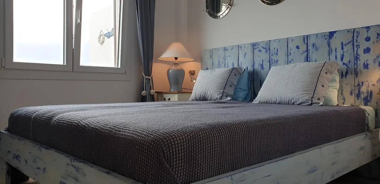 Marina Calador Harbourview: Seaside Oasis with Pool and Garden Apartment Cala d'Or